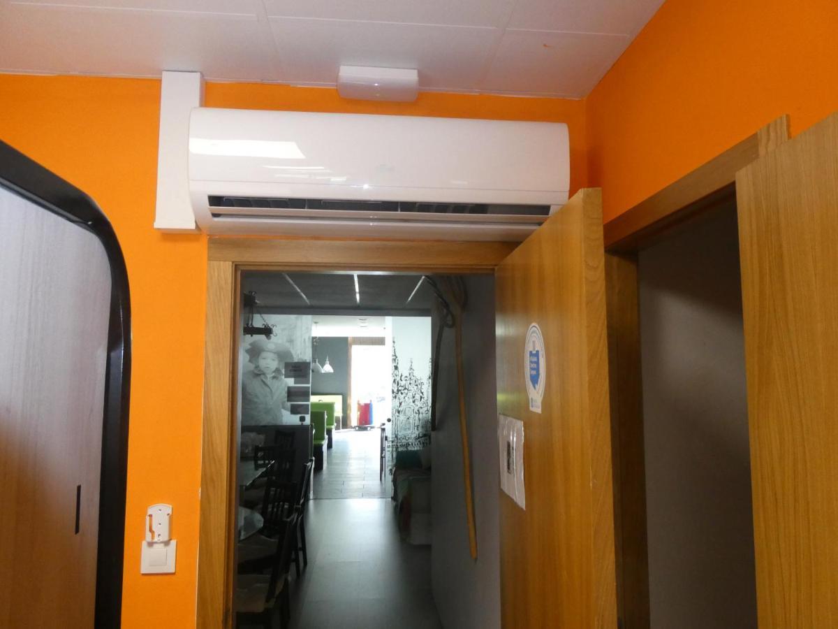 Albergue Cafeteria Rio Sar Padron Bagian luar foto